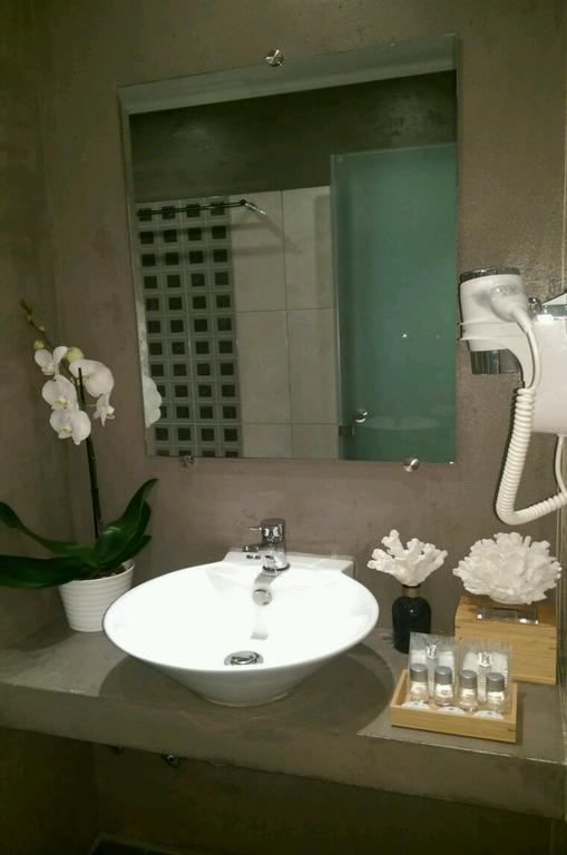 Galaxy City Hotel Ліменас Екстер'єр фото